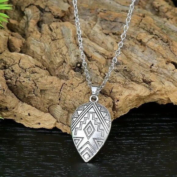 Vintage Tribal Earrings and Pendant Set - Picture 6 of 6